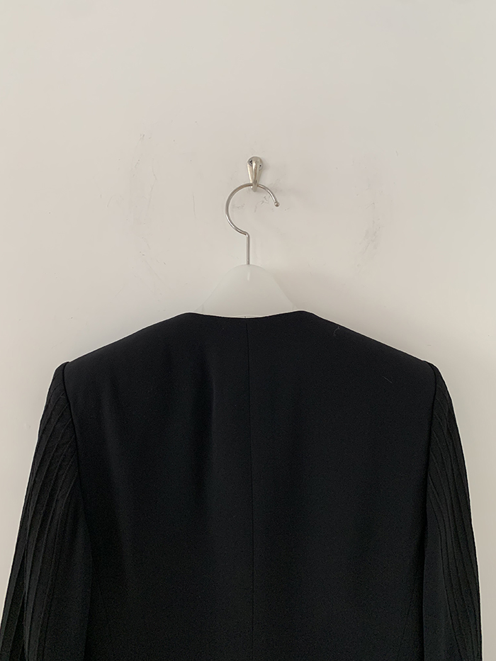 00's "Armani Collezioni" Crop Jacket 복제