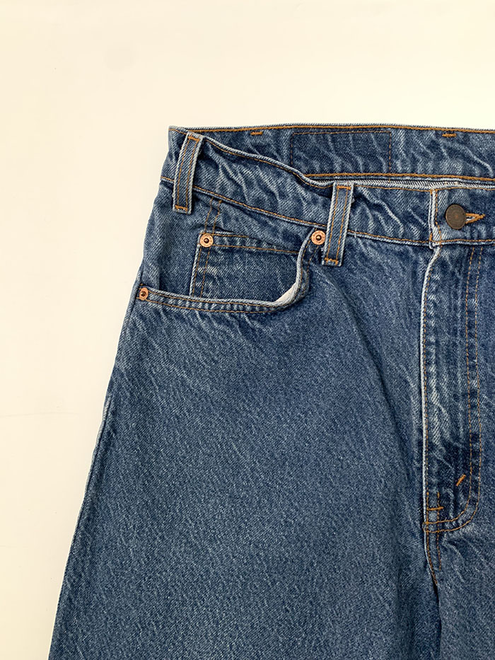 90's Levi's 550 - size 31 (classic relaxed fit) 소민 착샷만 추가하기