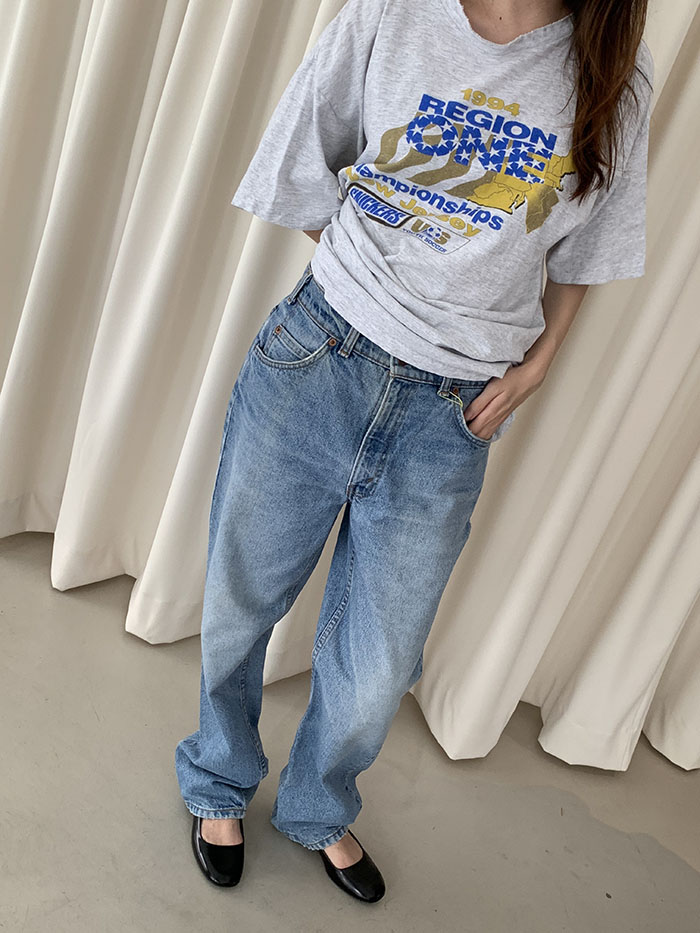90's Levi's 619 - size 31 (classic regular fit)