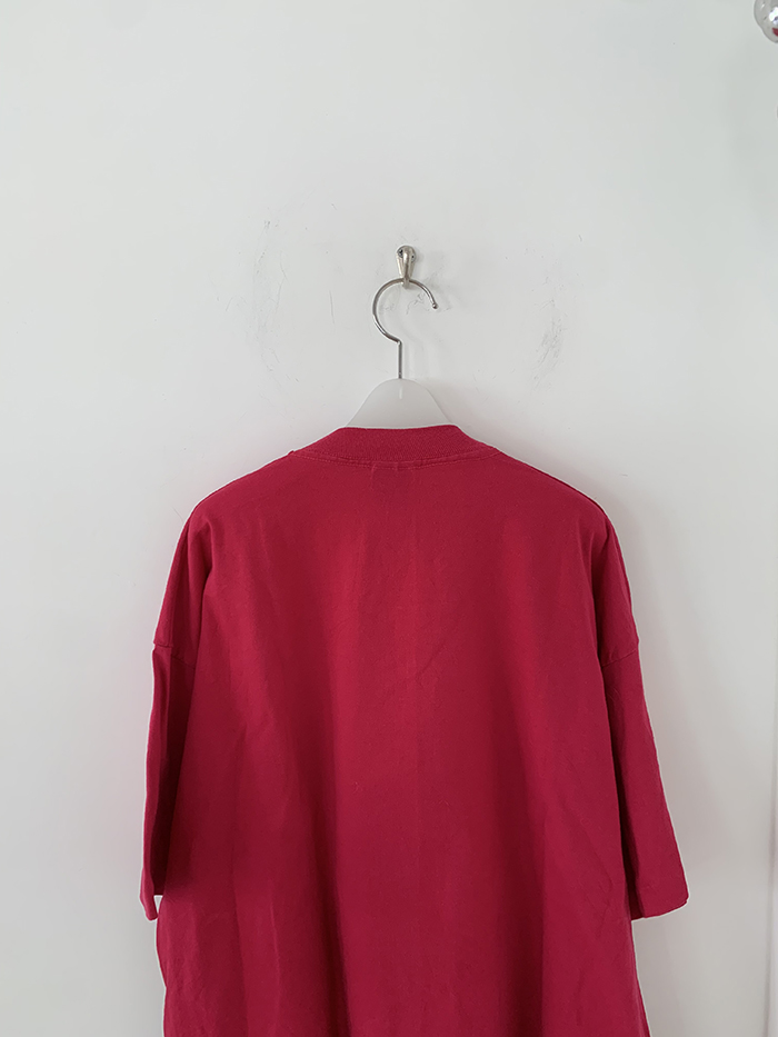 's "Magnolia" USA T-shirt