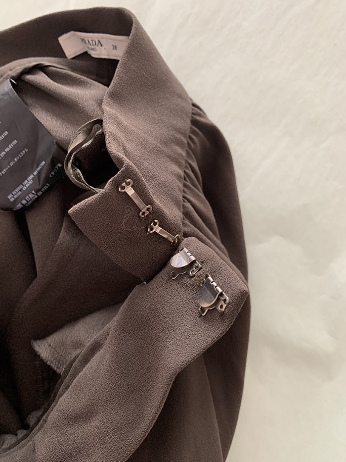 00's "PRADA" viscose Skirt 복제