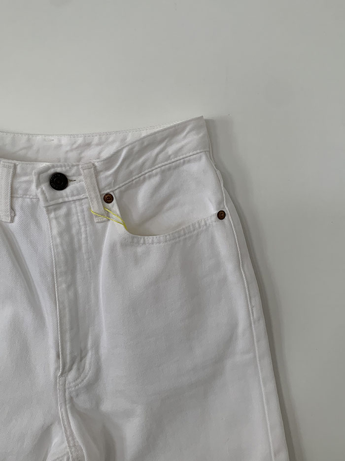 (Deadstock) Levi's 515- size 29 (classic regular fit) 복제
