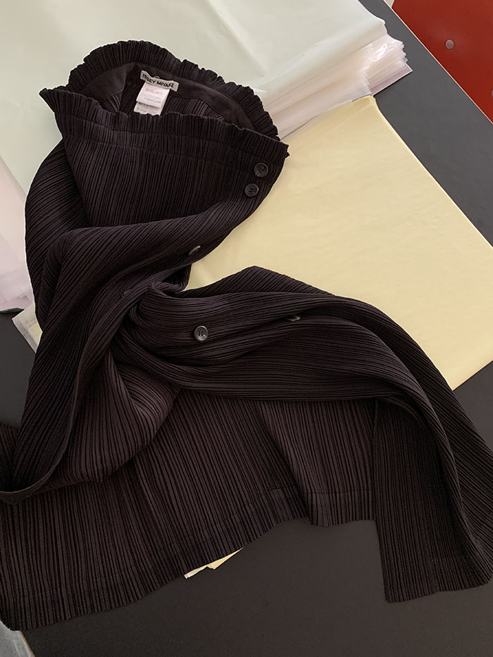 80's "HAI by ISSEY MIYAKE" Leather Skirt 복제