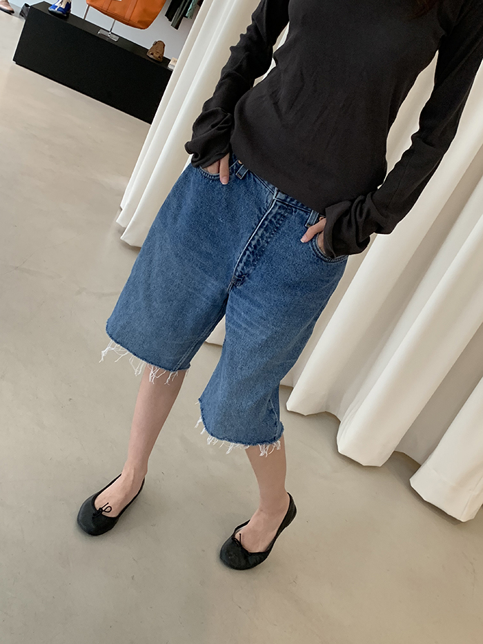 Levi's Short - size 29-30 (classic Loose fit)