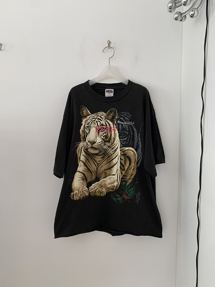 Vintage "LILISUN And the City" USA T-shirt