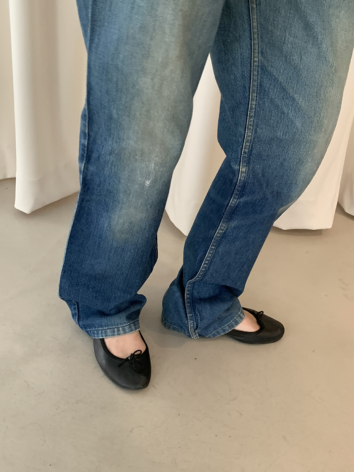 90's Levi's 627-0216 - size 33 (classic regular fit)
