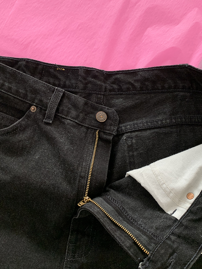 Levi's Short - size 39 (classic straight fit)