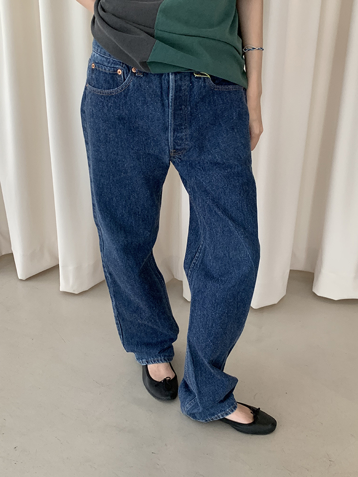 90's Levi's 501 - size 30 (classic straight fit)