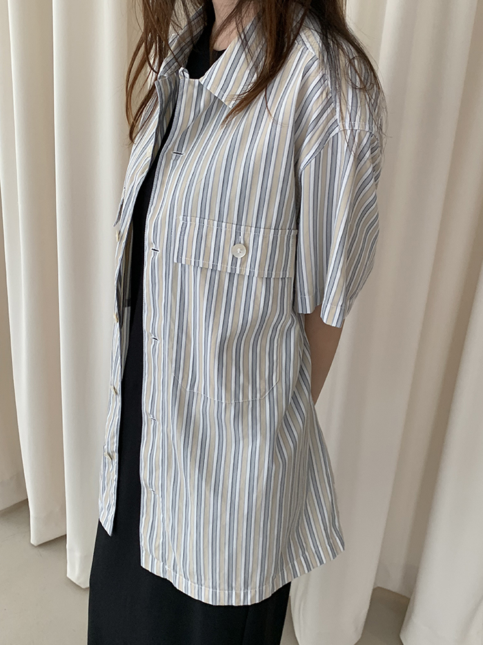 00's "PRADA" cotton pocket short Shirt