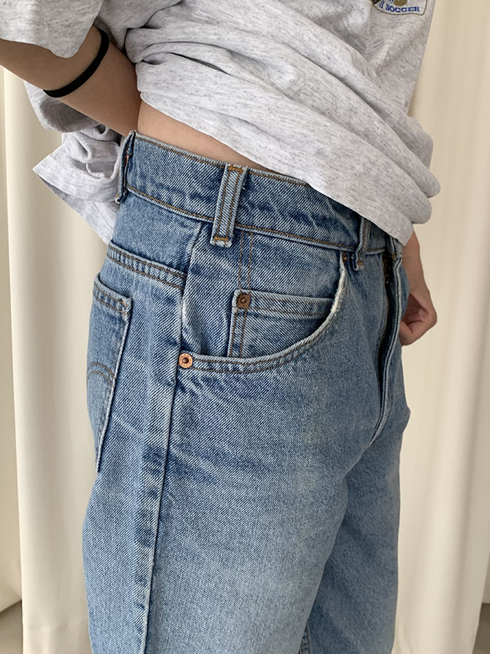 90's Levi's 619 - size 31 (classic regular fit)