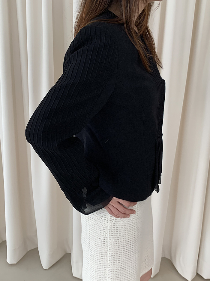 00's "Armani Collezioni" Crop Jacket 복제