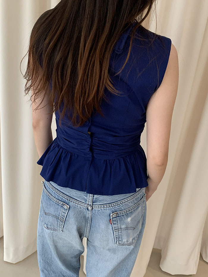 00's "PRADA" rayon x nylon crop Top 복제