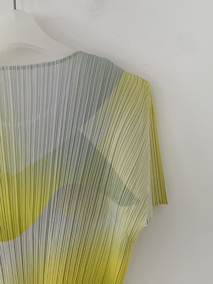 PLEATS PLEASE by ISSEY MIYAKE Top