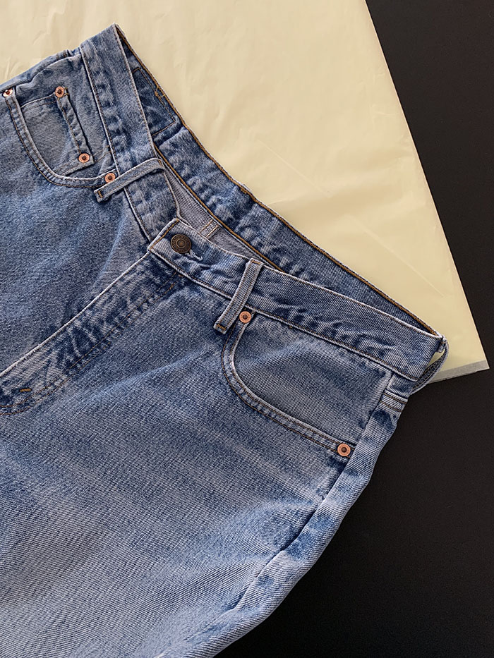Levi's Short - size 32-33 (classic straight fit)
