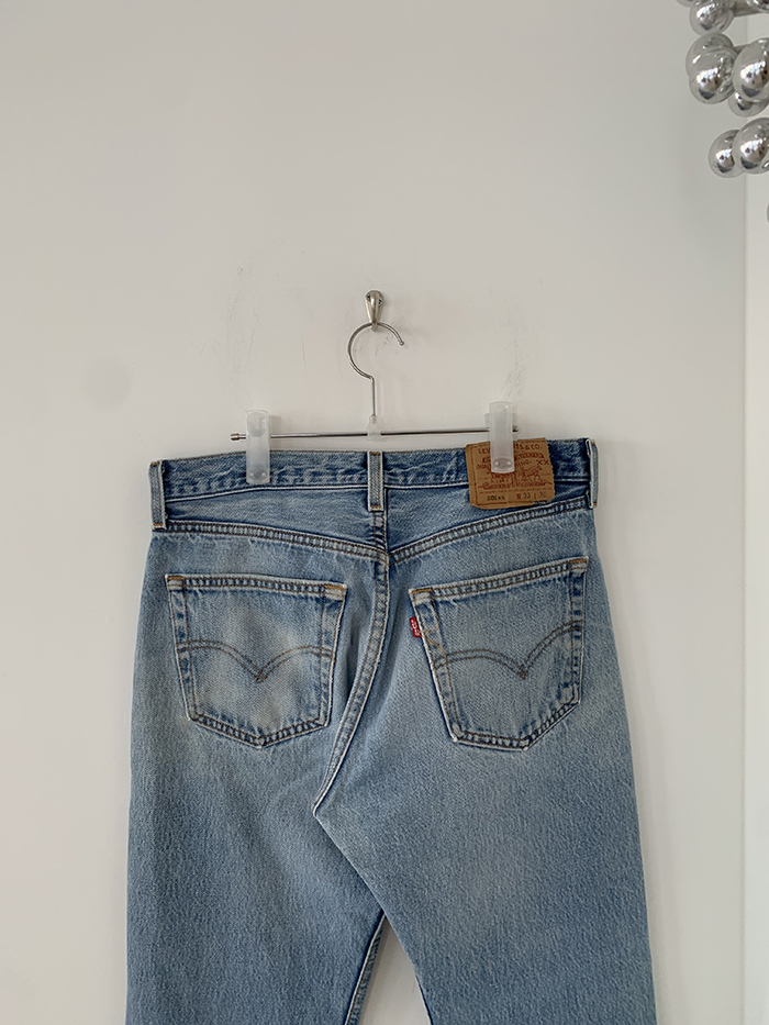 90's Levi's 501xx - size 32 (classic straight fit)