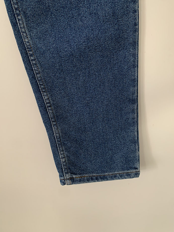 90's Levi's 548 - size 31 (classic relaxed fit) 소민 착샷 추가하기