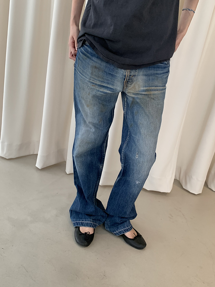 90's Levi's 266 - size 29-30 (classic boot cut)