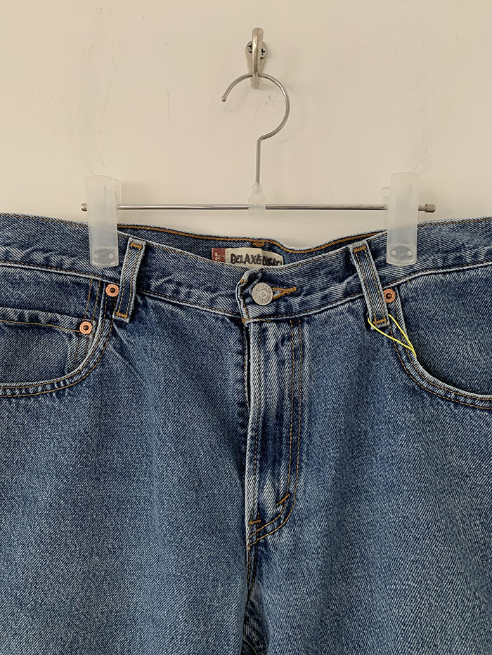 Levi's Short - size 34 (classic straight fit)