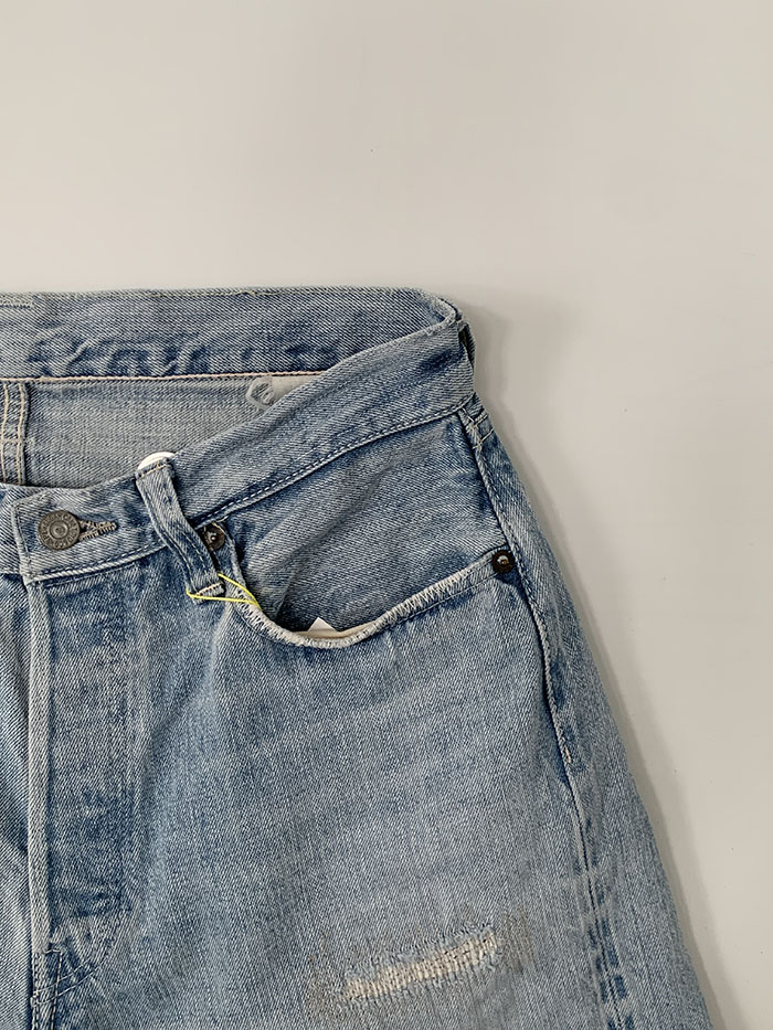 Levi's Short - size 28 (classic straight fit) 복제