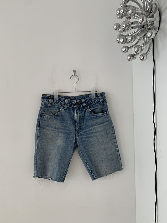 70's Levi's Short - size 29 (classic straight fit)