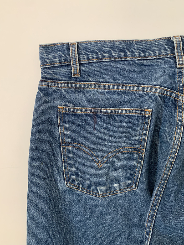 90's Levi's 505 - size 36 (classic regular fit)