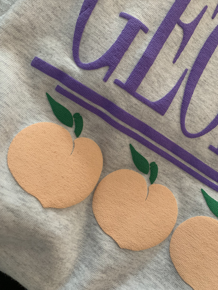 (new product) "Georgia Peaches" Puff Print (Grey)