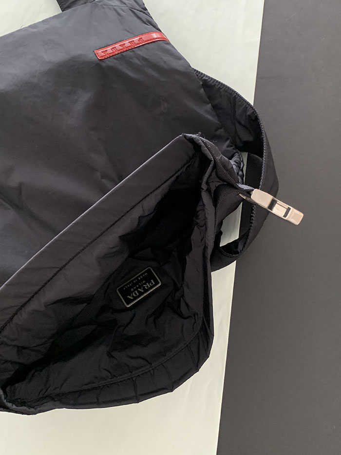 90's "PRADA Sport" nylon Roll-Top Backpack 복제