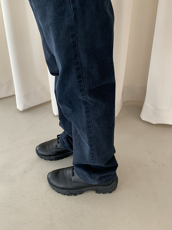 's Levi's 519 - size 31 (classic straight fit)