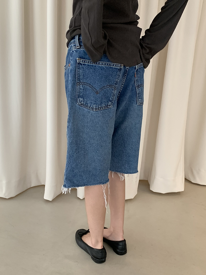 Levi's Short - size 29-30 (classic Loose fit)