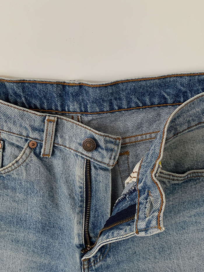 's Levi's 505-0217 - size 29 (classic regular fit)