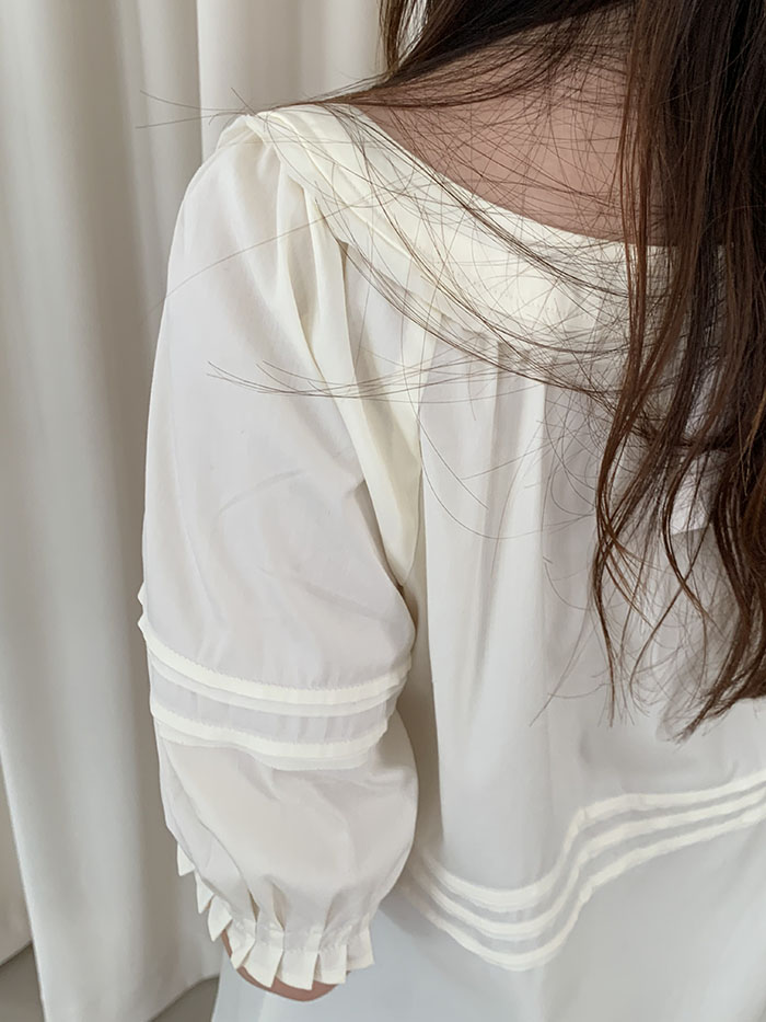 00's "miumiu" viscose rayon back button Blouse 복제