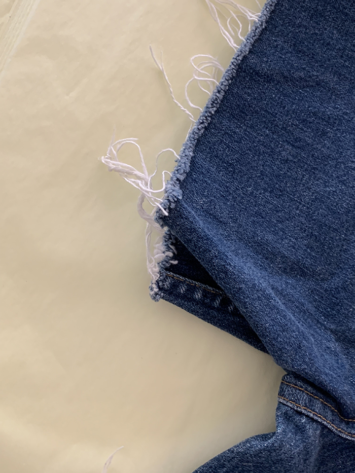 Levi's Short - size 26 (classic straight fit)