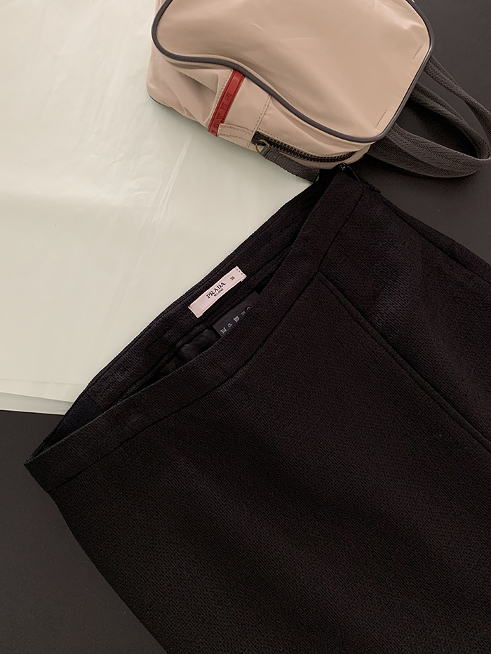 00's "Prada" cotton Skirt 복제