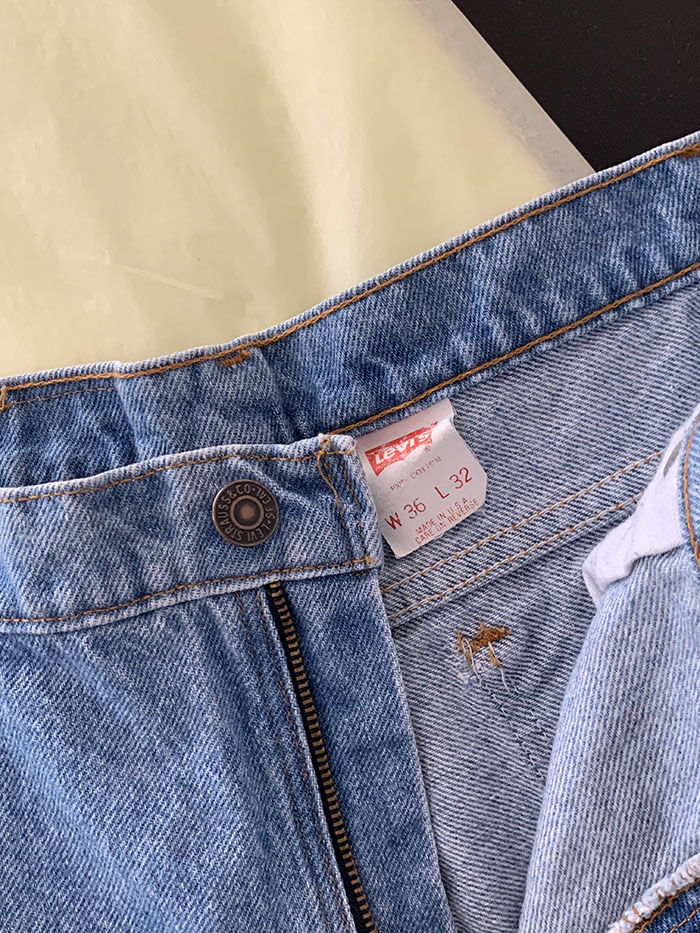 Levi's Short - size 34 (classic straight fit)