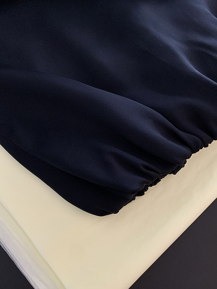 90's "Giorgio Armani" pure silk Skirt 복제