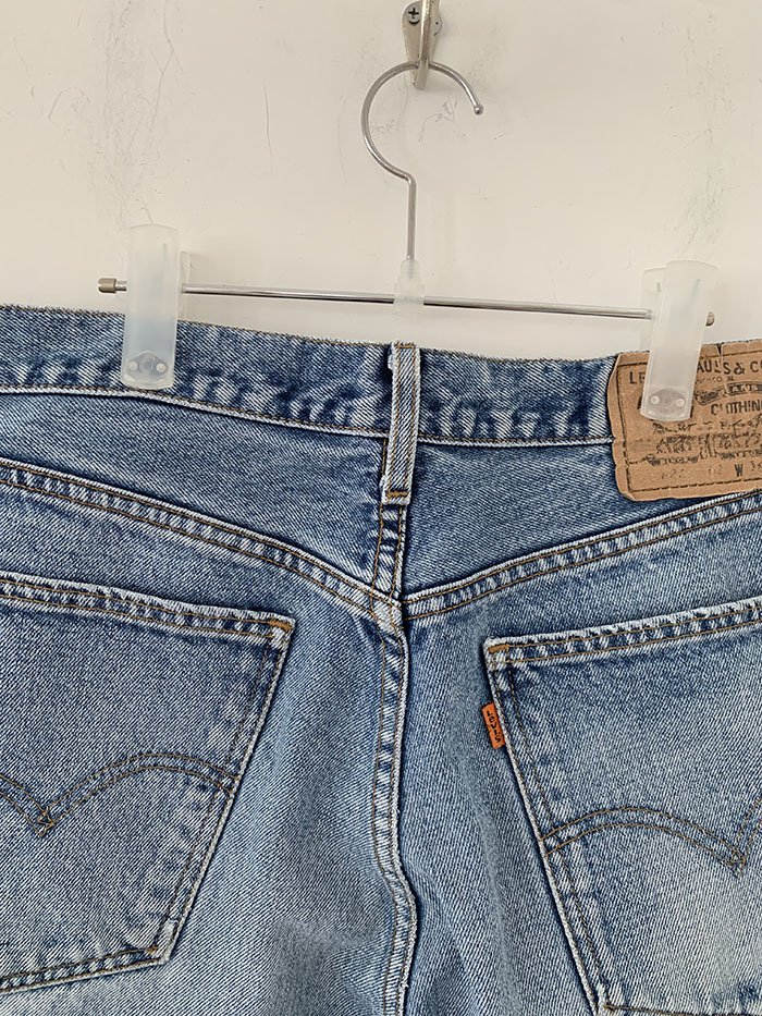 Levi's Short - size 32-33 (classic straight fit)