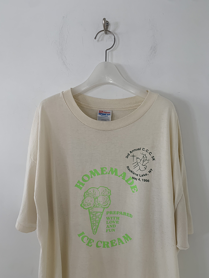 Vintage "HOMEMADE ICE CREAM" T-shirt
