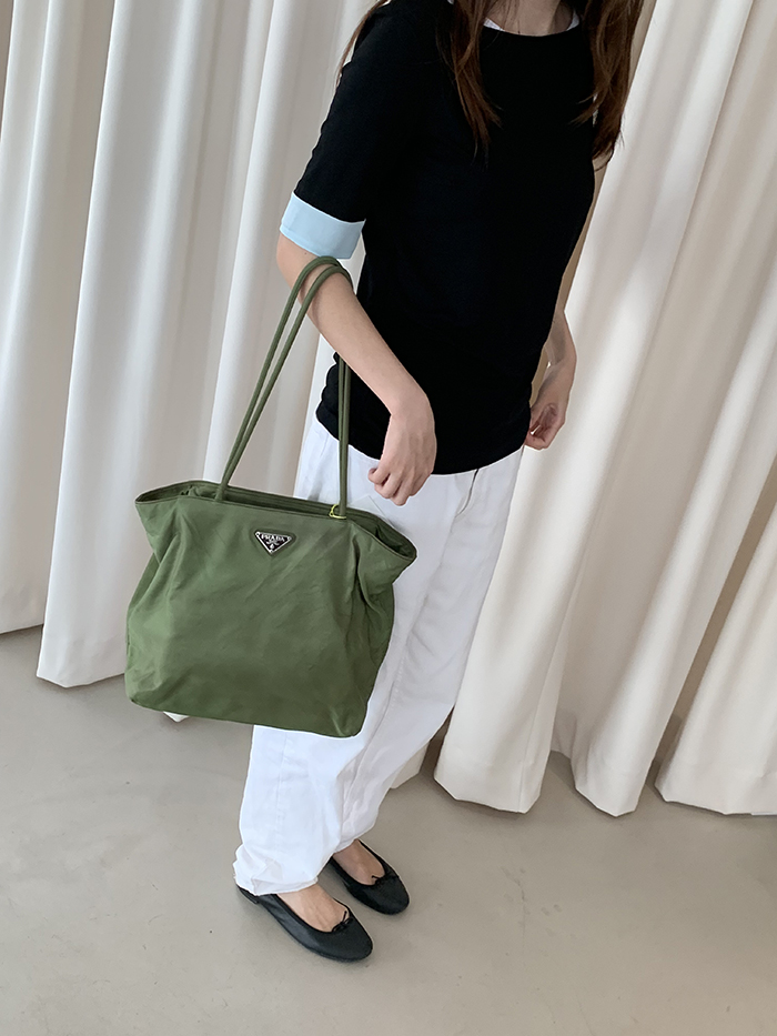 90-00's "PRADA" nylon Tote Bag