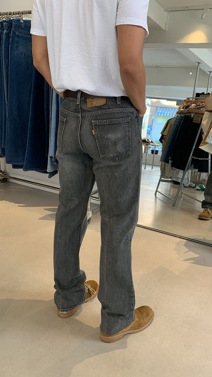90's Levi's 517 - size 34 (classic boot cut)