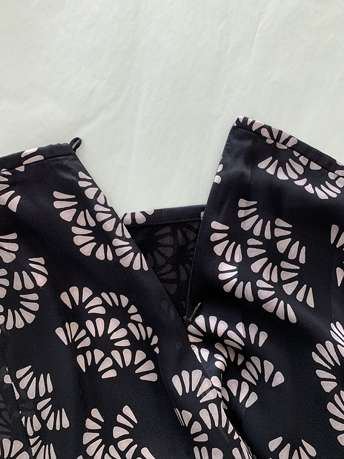 00's "Giorgio Armani" Black Skirt 복제 복제