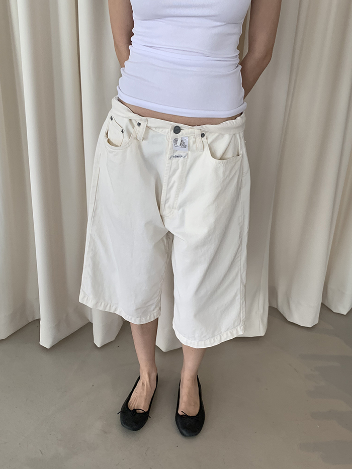 90's "Marithe Francois Girbaud" Virgin Wool Shorts 복제