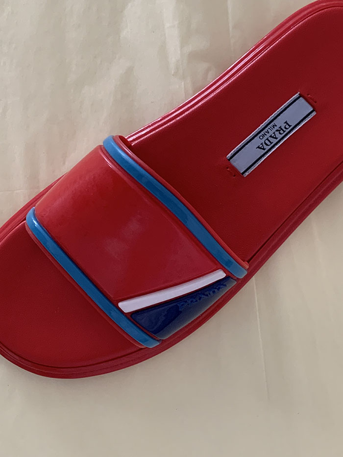 00s "Prada" Rubber Slides Mules
