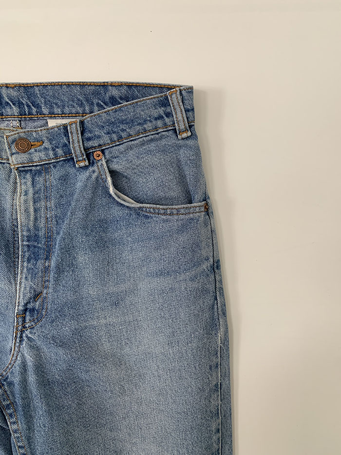 90's Levi's 619 - size 31 (classic regular fit) / 소민 착샷만 찍고 올리기