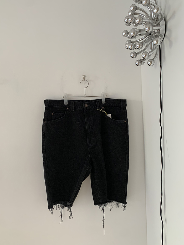 Levi's Short - size 39 (classic straight fit)