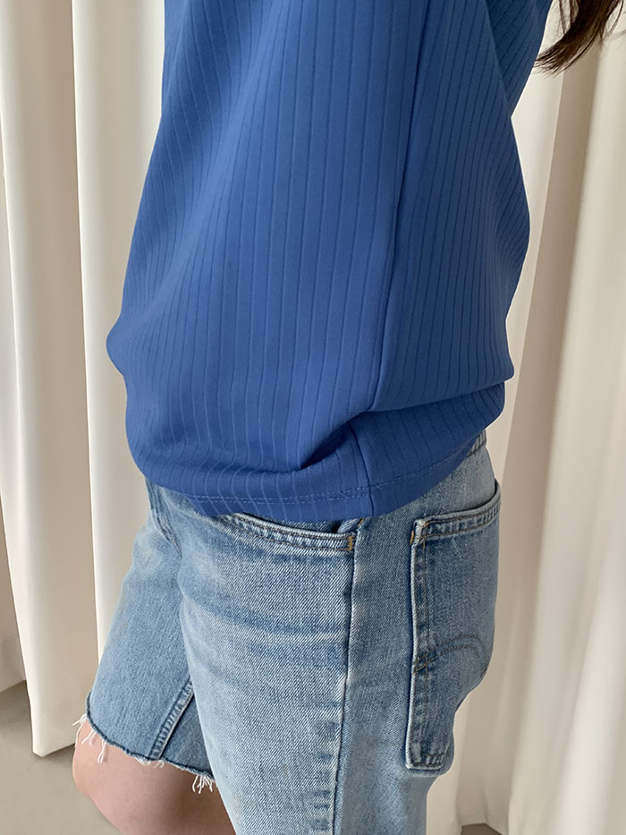 00's "PRADA" short half neck Knit Top