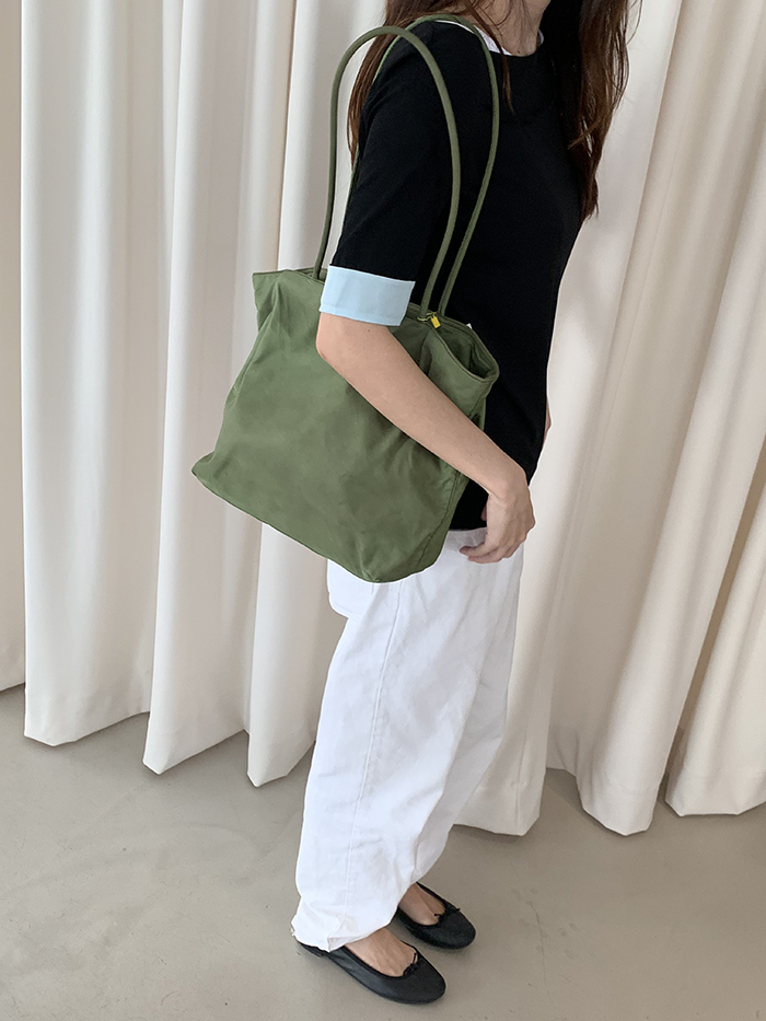 90-00's "PRADA" nylon Tote Bag