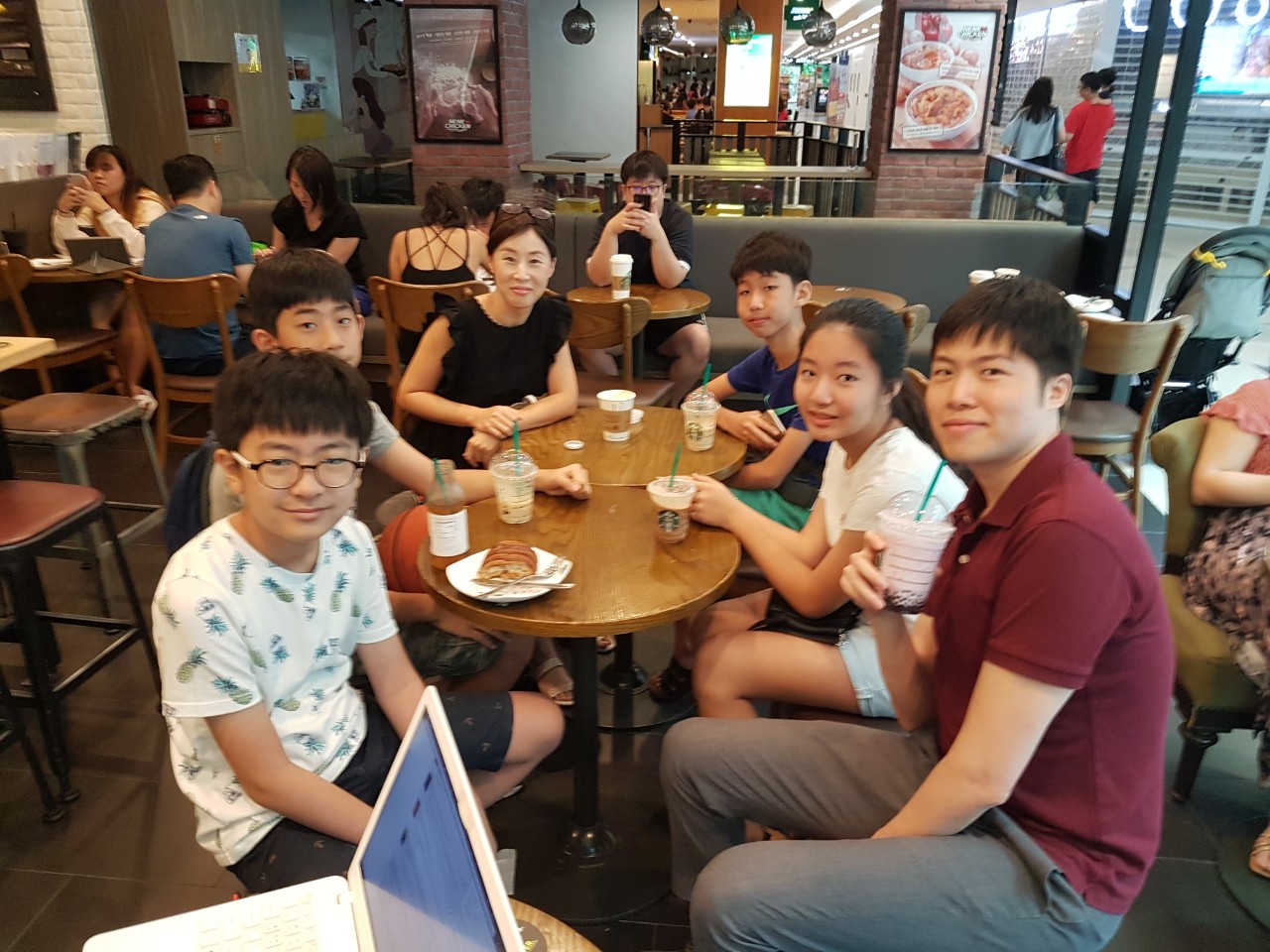 7961c6e2ab436.jpg
