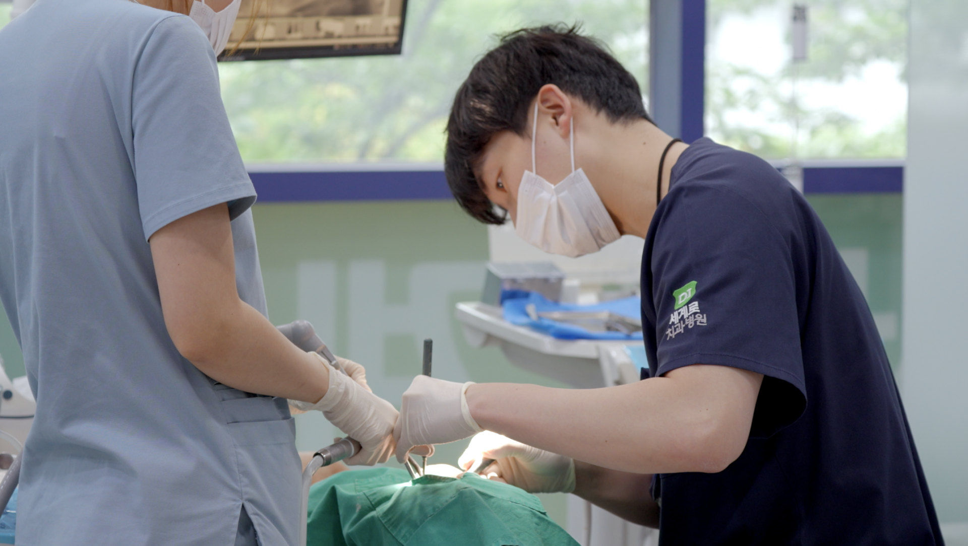 부산임플란트잘하는곳 (2).png