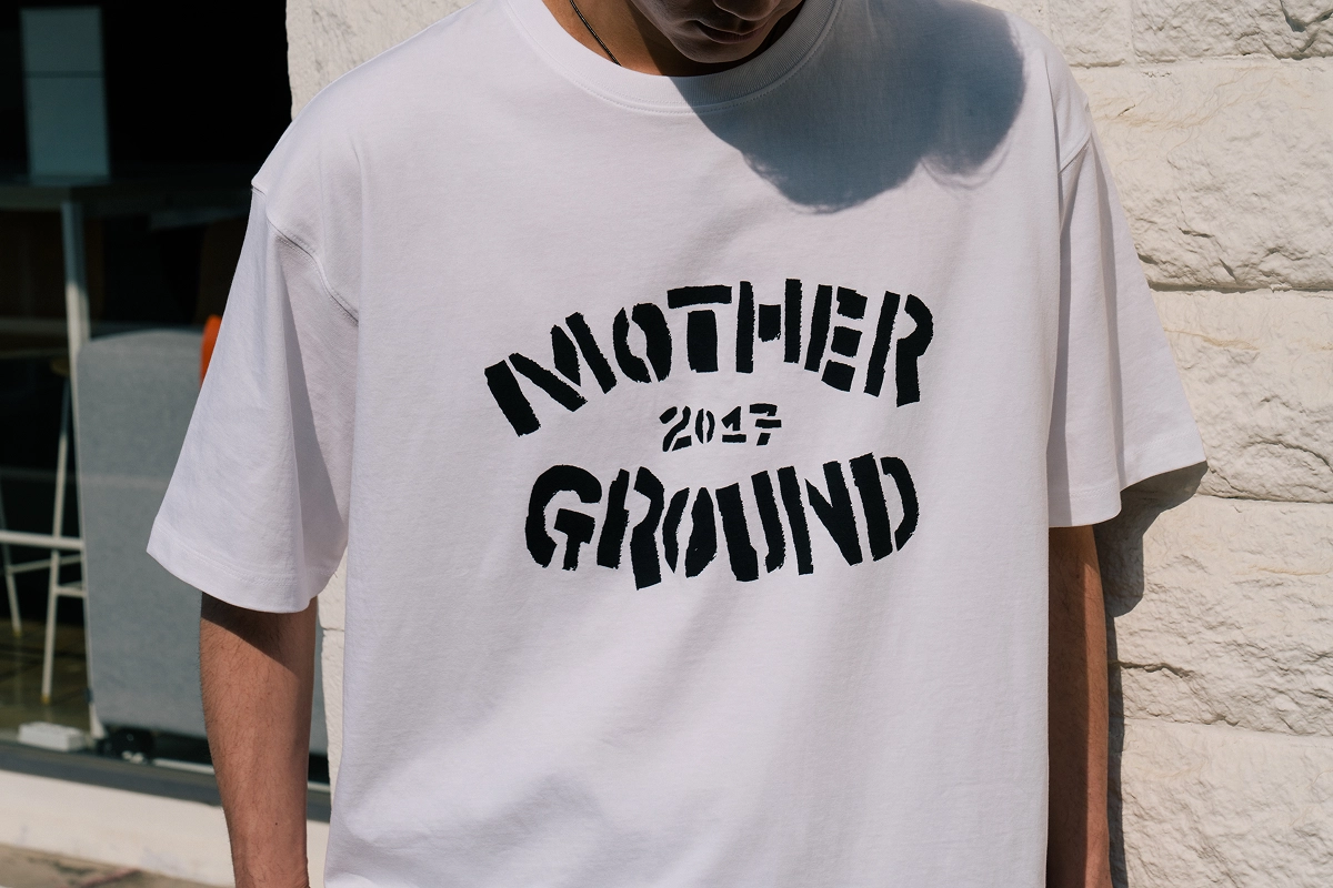 T011 MOTHER GROUND (BLACK) 마더그라운드