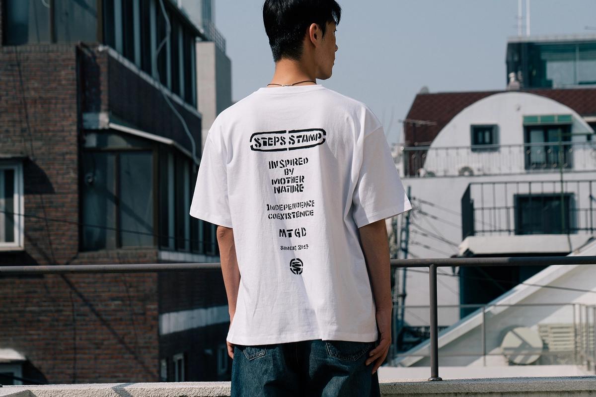 T011 MERRY-GO-ROUND (WHITE) 회전목마